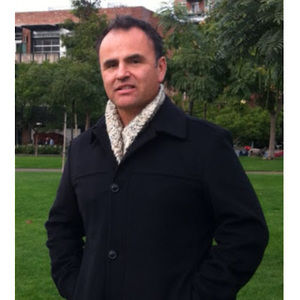 Meet your Posher, Carlos